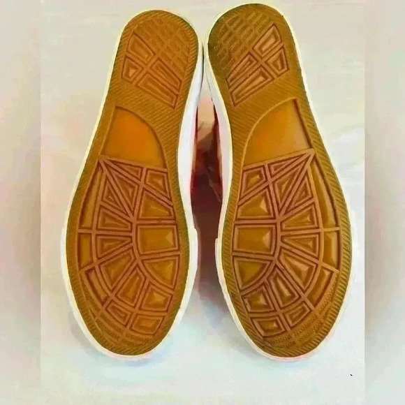 Obtaom high top tie dye sneakers, size 7, NWOT. - Picture 5 of 5